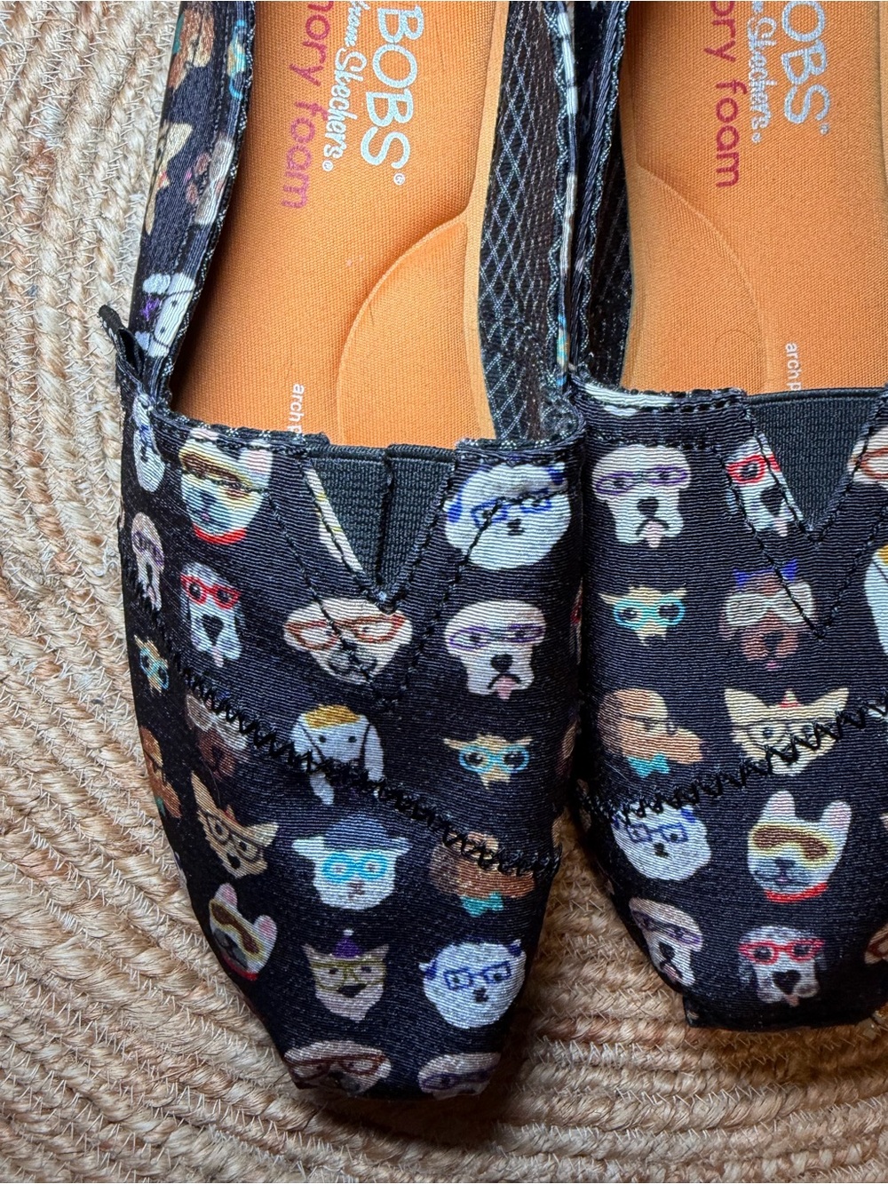 Skechers BOBS Women’s 8W Wide Memory Foam Slip On Shoes Black Dog Print - Picture 3 of 8